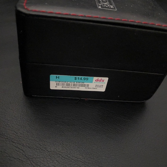 Hennessy Watch - Picture 4 of 5